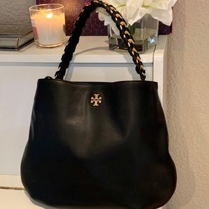 Tory Burch Brooke Hobo.Nearly New. ♥️